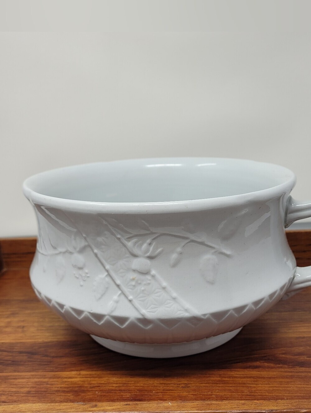 Antique Warranted Stone China Mellor, Taylor & Co England Ironstone Chamber Pot